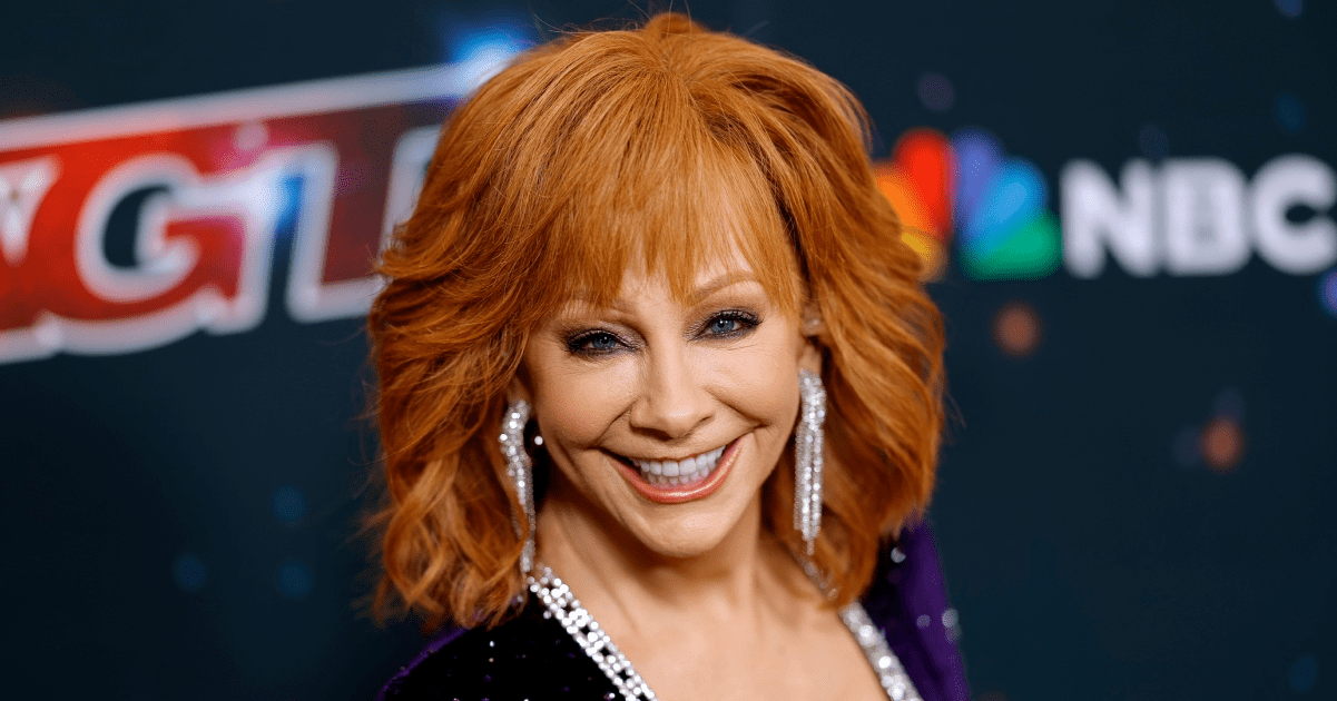 Reba McEntire, 68, sparks criticism with new hairdo
